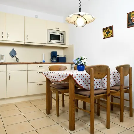 Residenz Am Yachthafen Strandaster Kirchdorf (Poel)